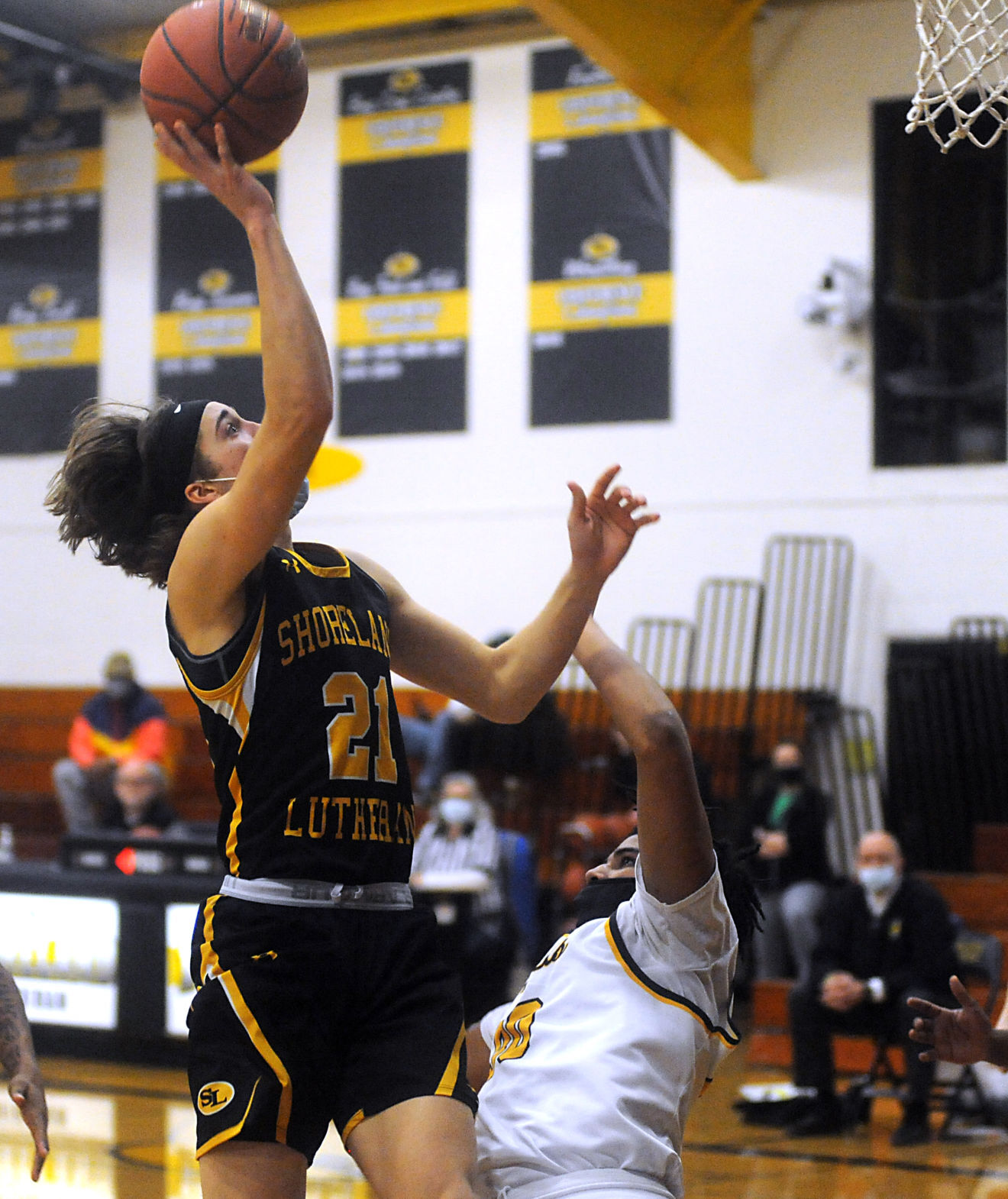 St. Catherine's beats Shoreland Lutheran